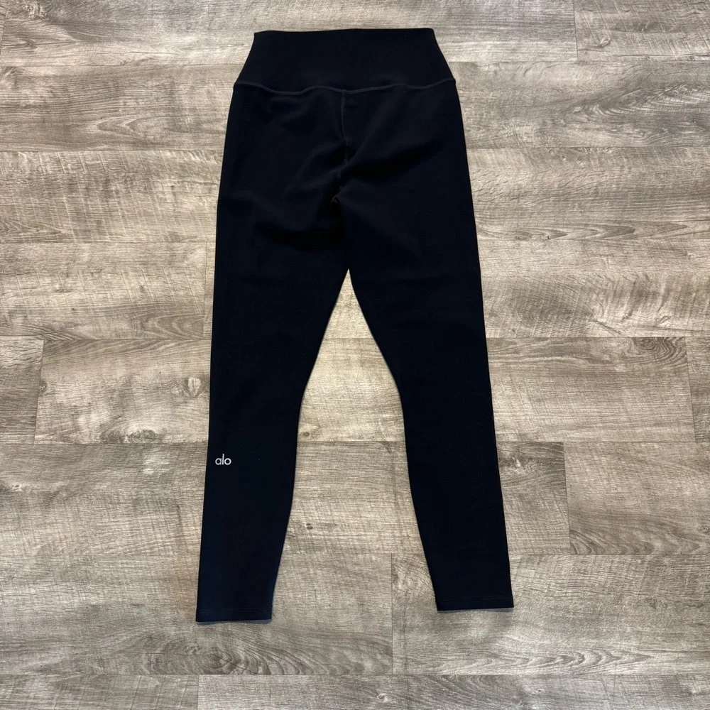 ALO Women’s Yoga Leggings Black High Waisted Ripped Warrior Pant Sz. S